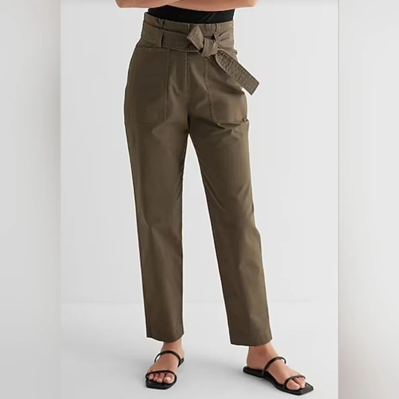 Super High Waisted Belted Paperbag Ankle Pant - Picture 2 of 9